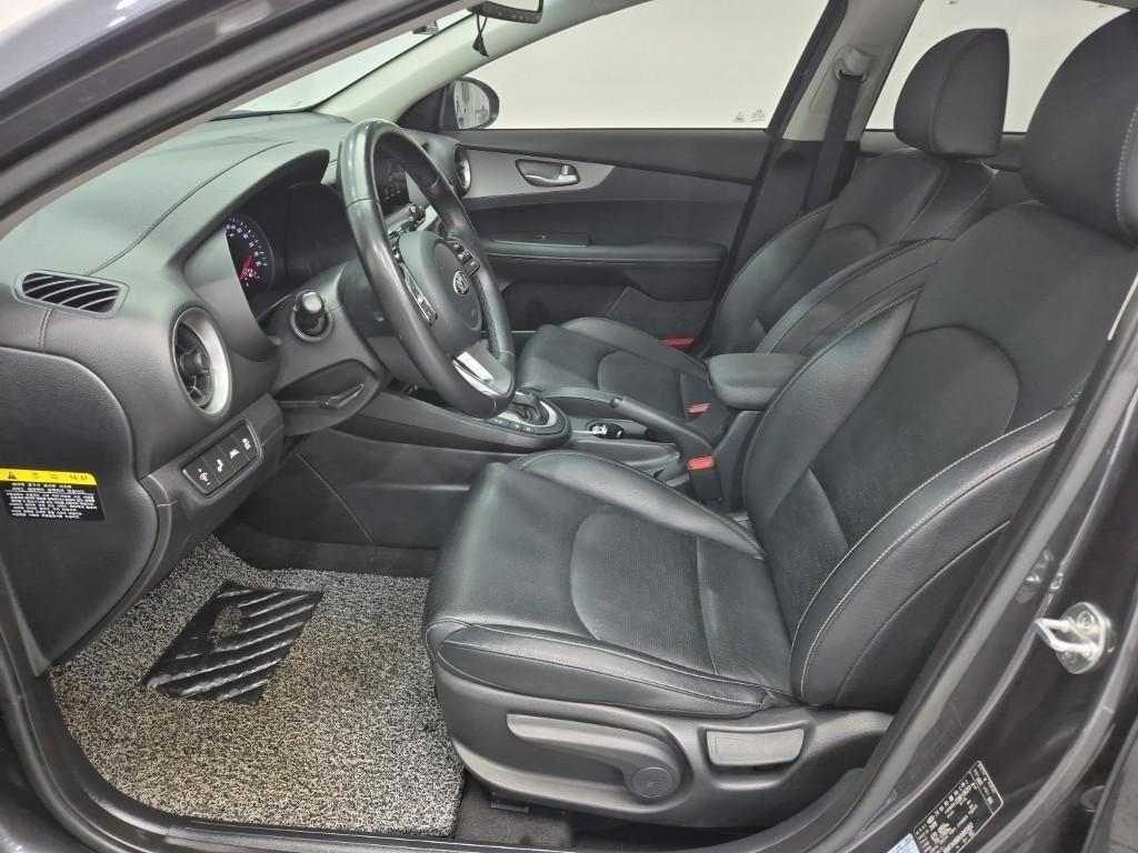 KIA K3 2019 Gris - Importación desde Corea - HF Imports Iquique - Foto 17
