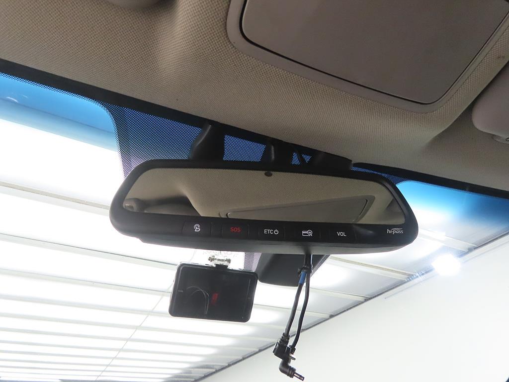 HYUNDAI Avante - Vista 12