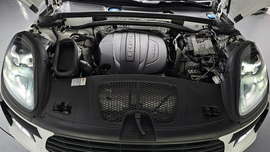 Porsche Macan - Vista 9