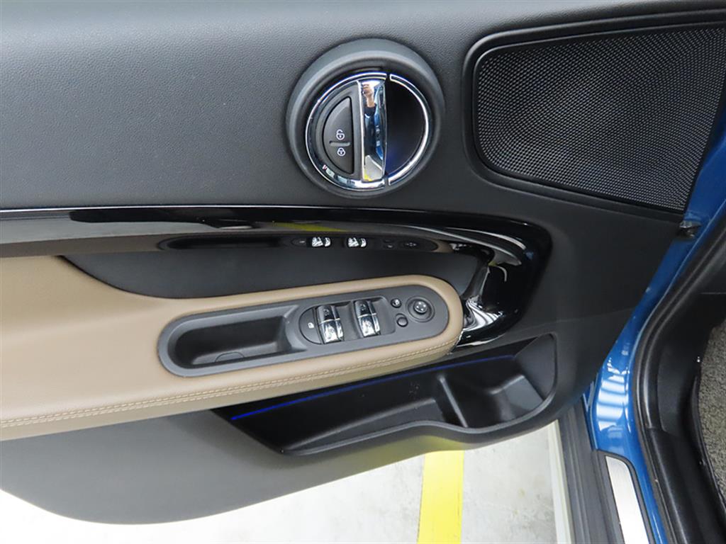 Mini Countryman - Vista 12