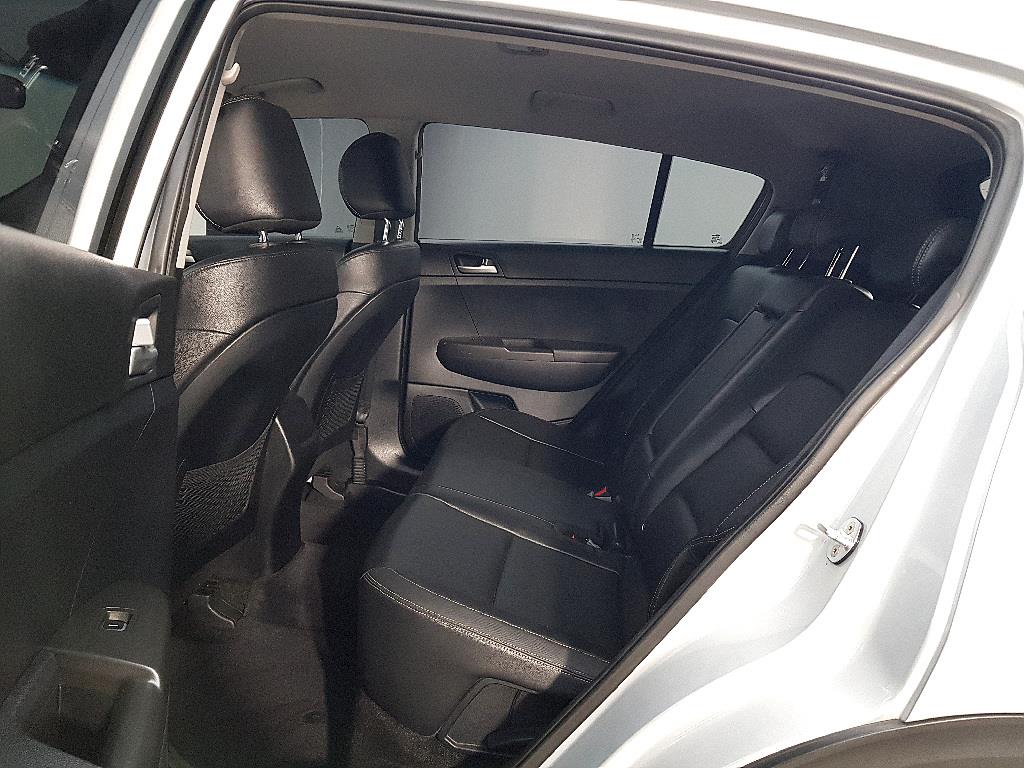 KIA Sportage - Vista 9