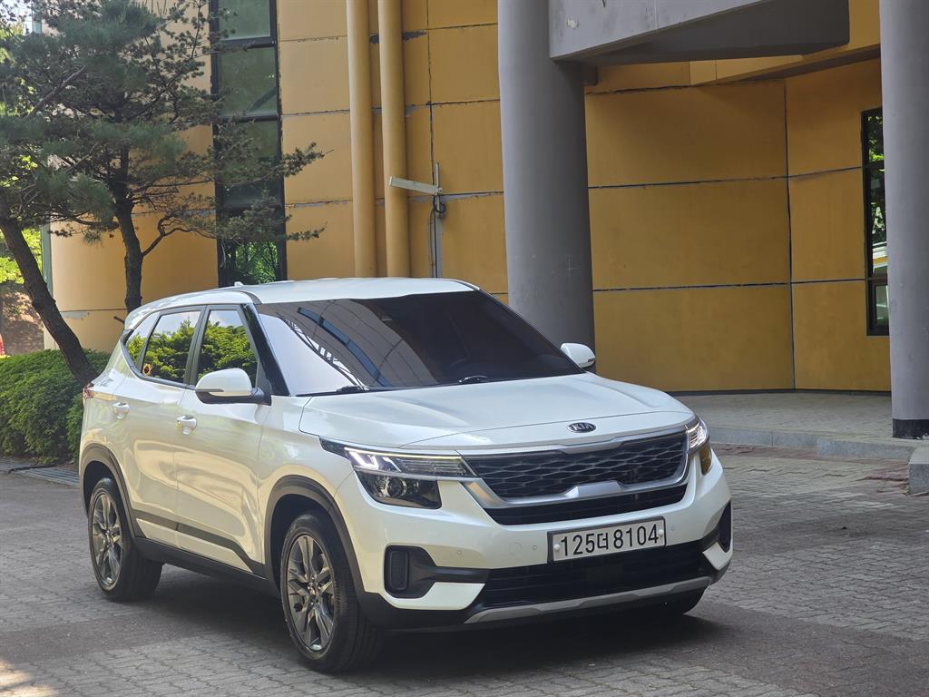 KIA Seltos - Vista 2