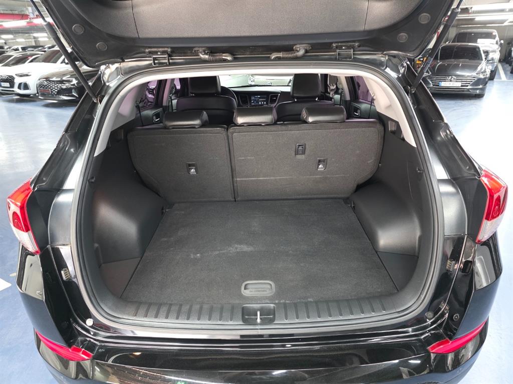 HYUNDAI Tucson - Vista 8