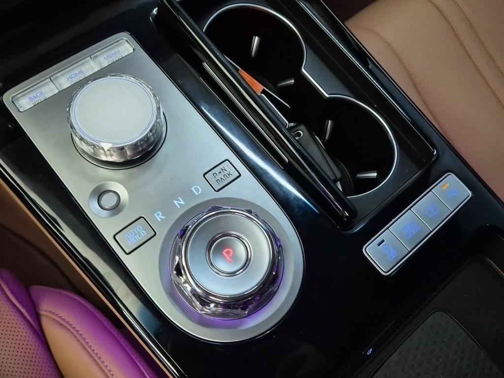 Genesis G80 - Vista 8