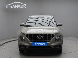 HYUNDAI Venue - Vista 2