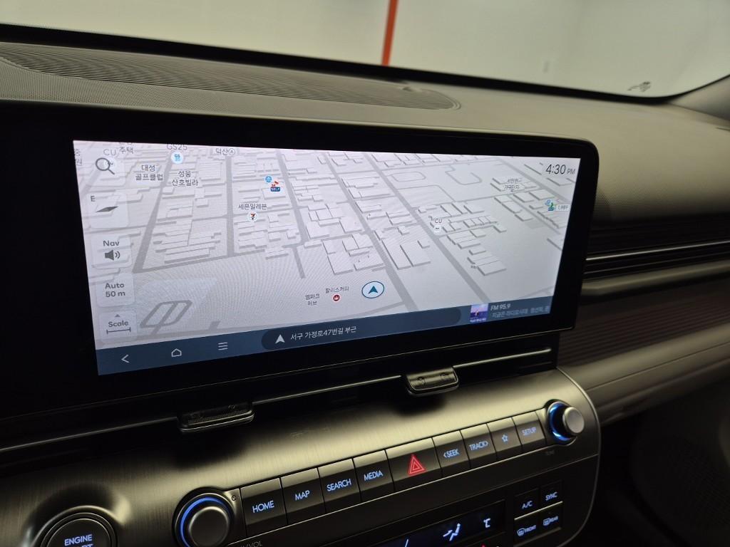 HYUNDAI Kona - Vista 11