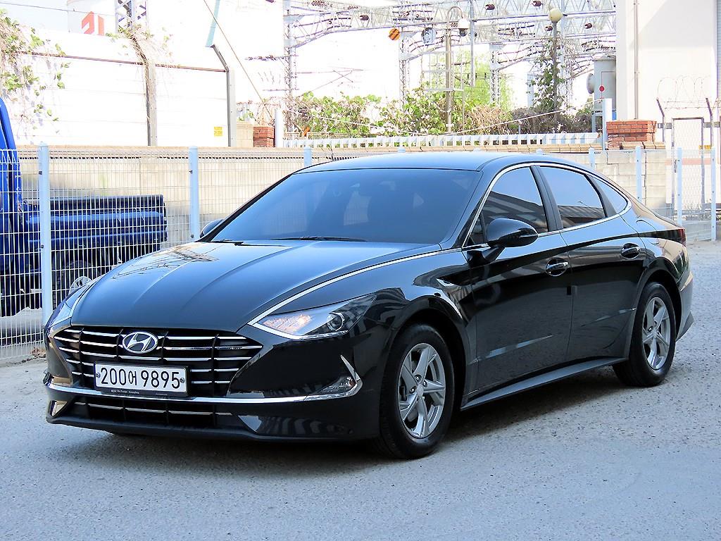HYUNDAI Sonata - Vista 2