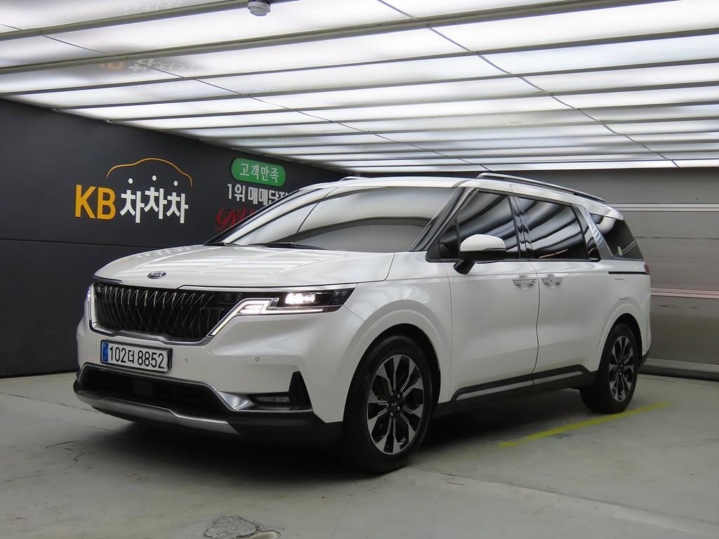 KIA Carnival 2021 Blanco - Importación desde Corea - HF Imports Iquique - Foto 1