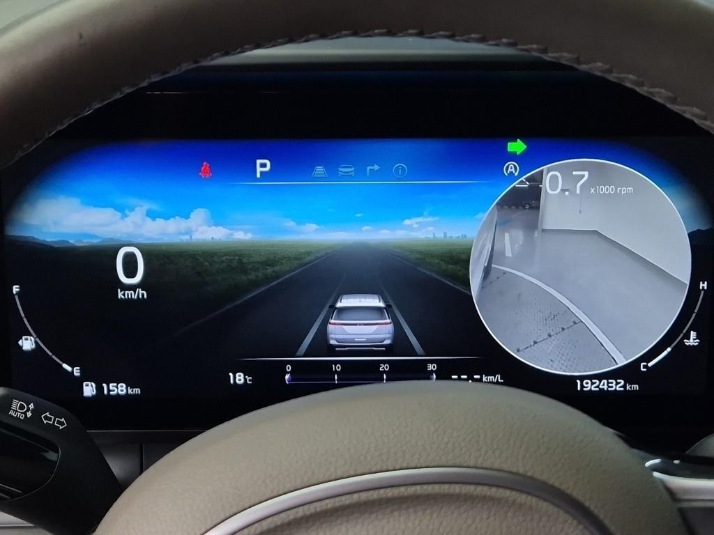 KIA Carnival - Vista 6