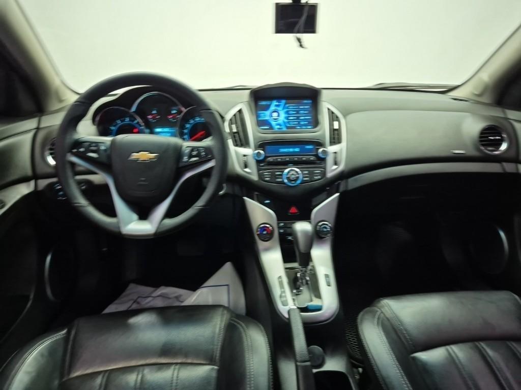 Chevrolet Cruise - Vista 7