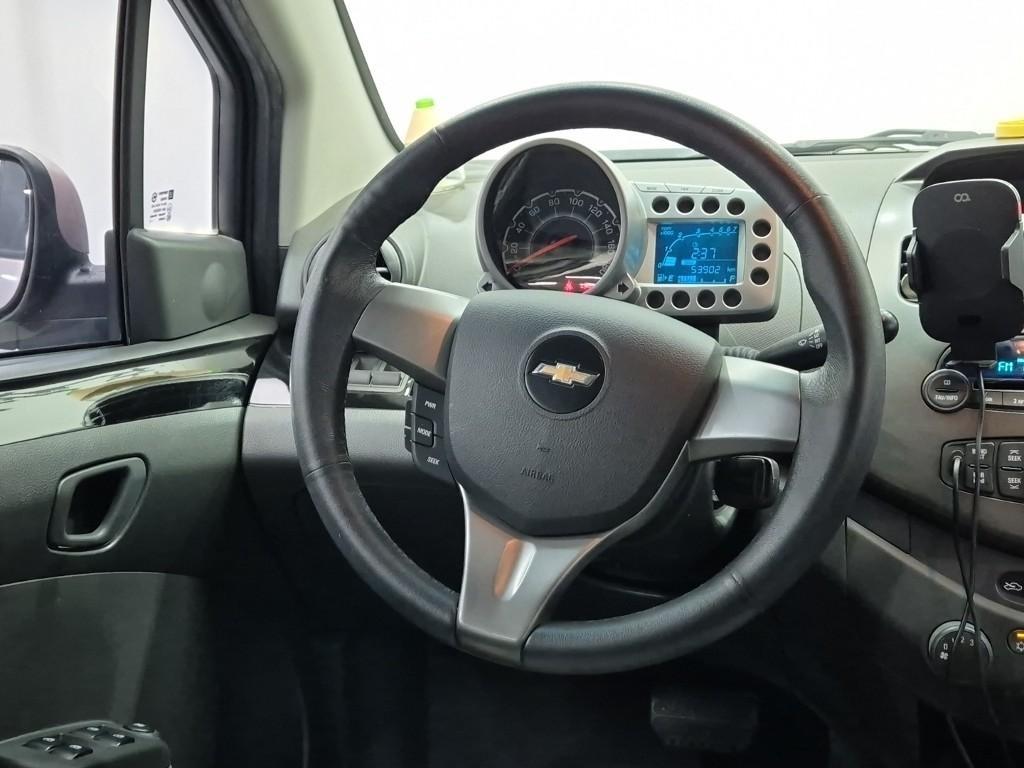 Chevrolet Spark - Vista 6