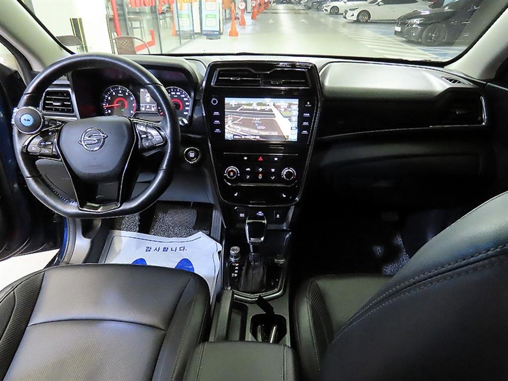 Ssangyong Tivoli - Vista 10
