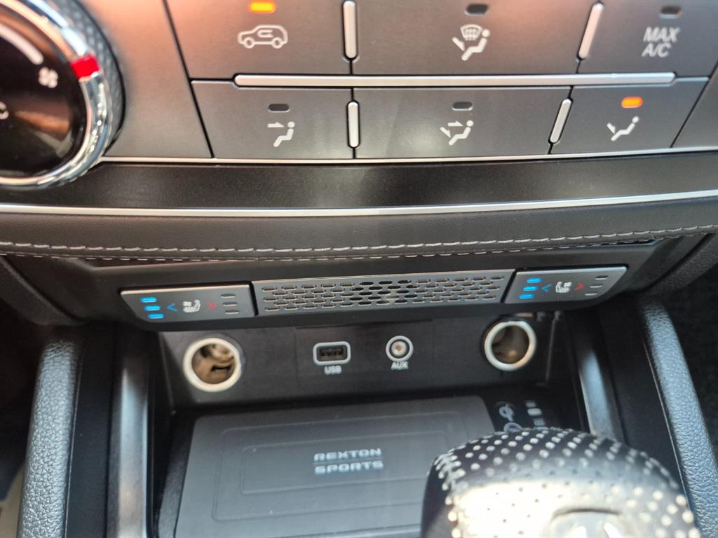 Ssangyong Rexton 2021 Blanco - Importación desde Corea - HF Imports Iquique - Foto 17
