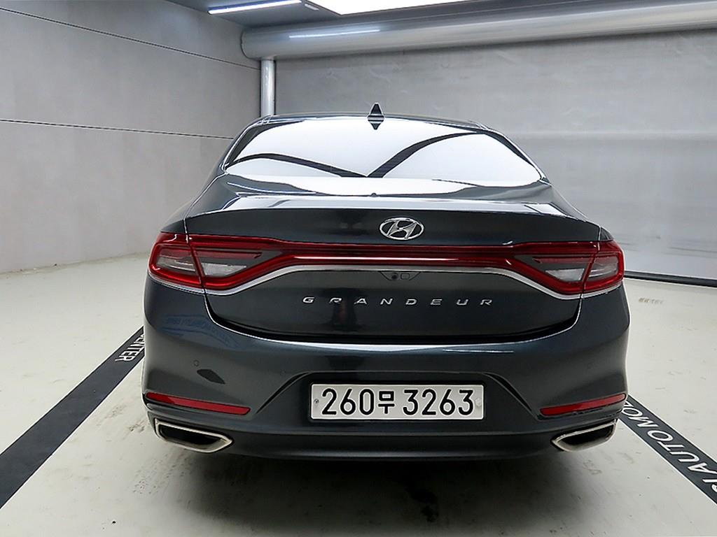 HYUNDAI Grandeur - Vista 3