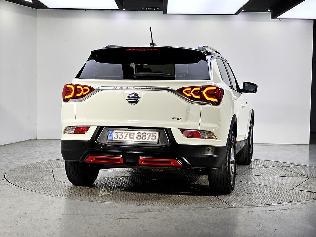 Ssangyong Korando - Vista 3