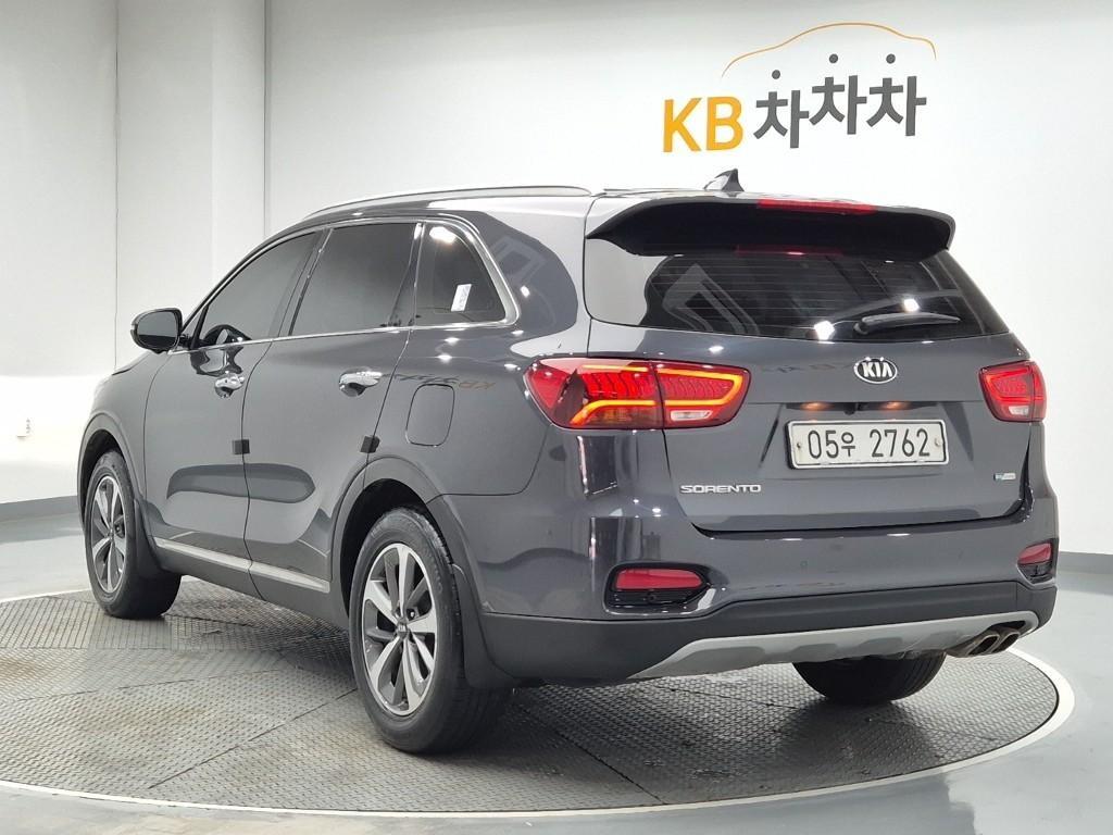 KIA Sorento - Vista 3