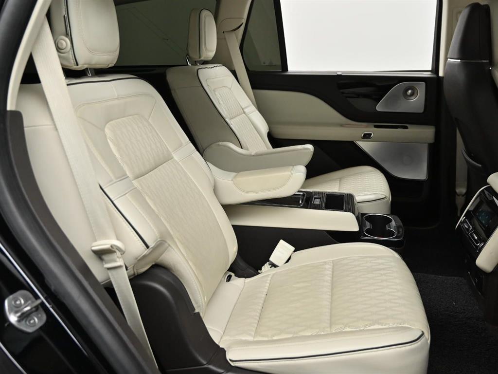 Lincoln Aviator - Vista 12