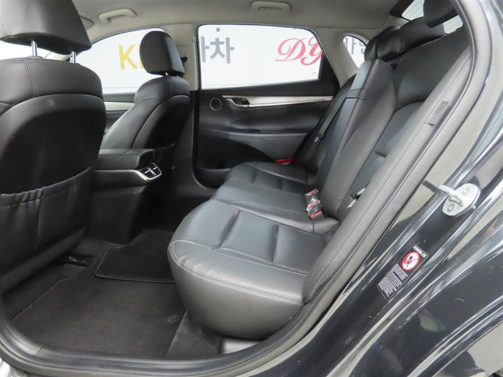 HYUNDAI Grandeur - Vista 6