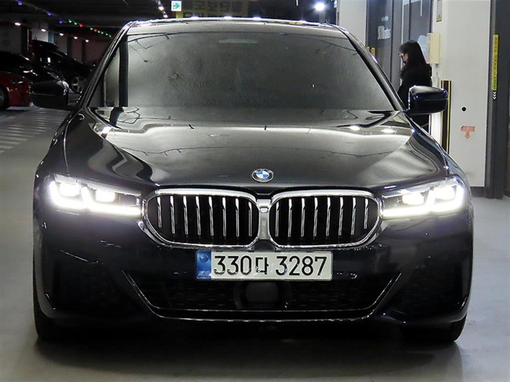 BMW 5 Series - Vista 2