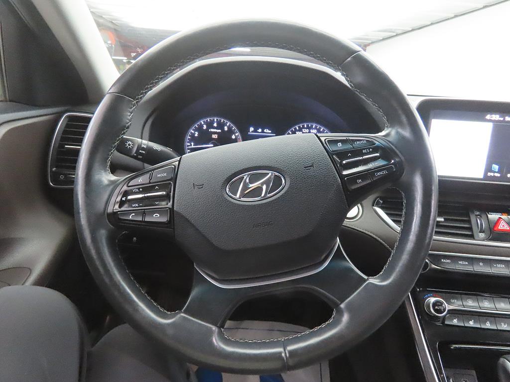 HYUNDAI Grandeur - Vista 7