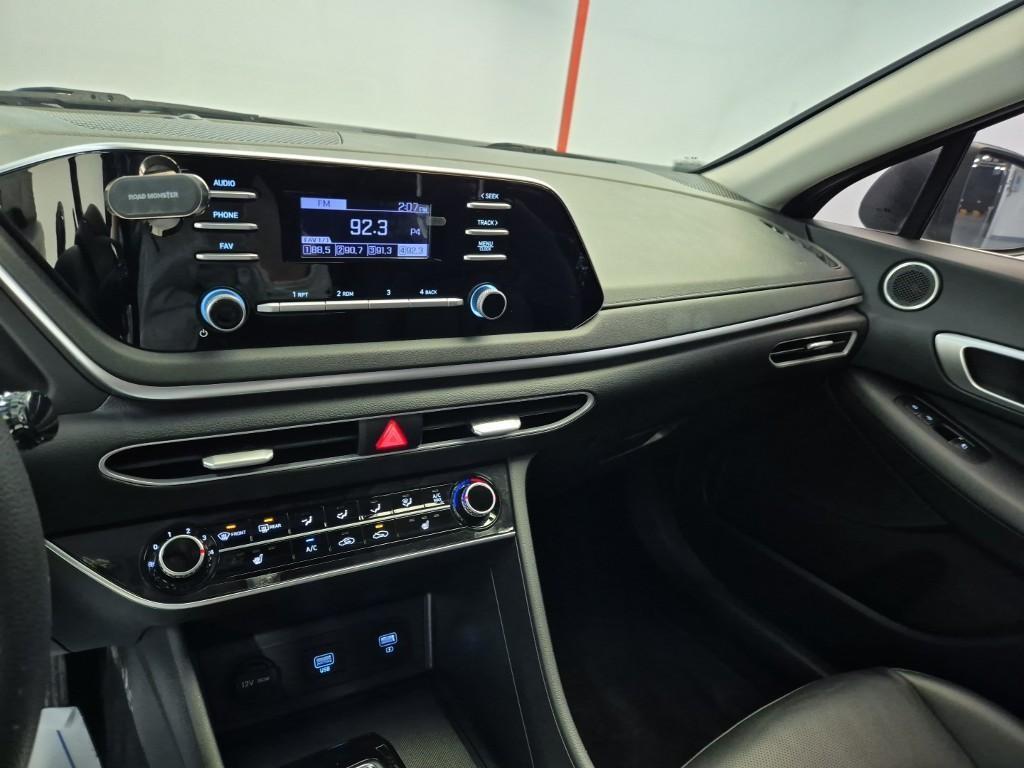 HYUNDAI Sonata - Vista 10