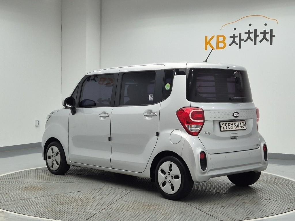 KIA Ray - Vista 4