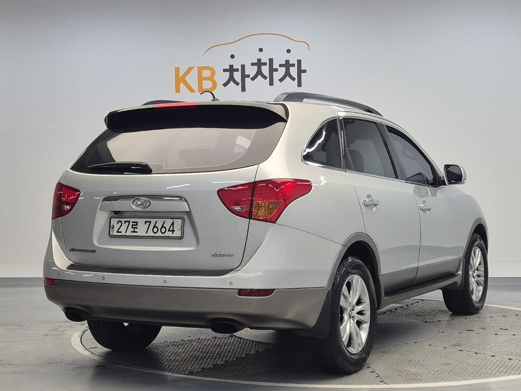 HYUNDAI Veracruz - Vista 3