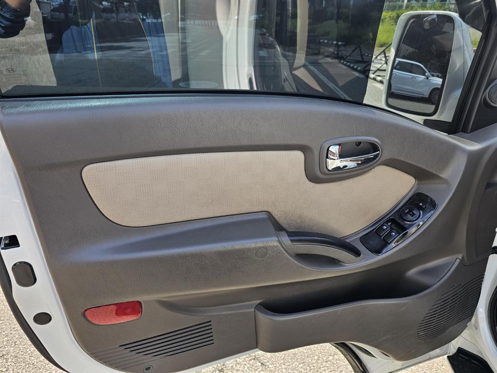 Small Truck Normal Box(Low Deck) - Vista 7