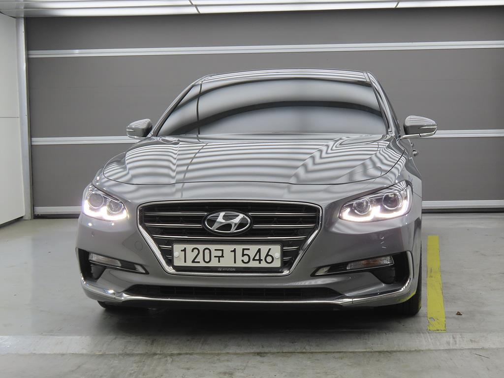 HYUNDAI Grandeur - Vista 2