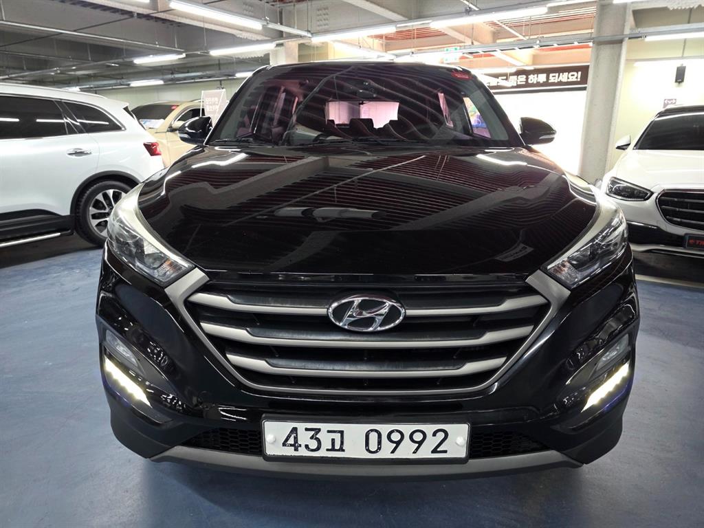 HYUNDAI Tucson 2016 Negro - Importación desde Corea - HF Imports Iquique - Foto 1