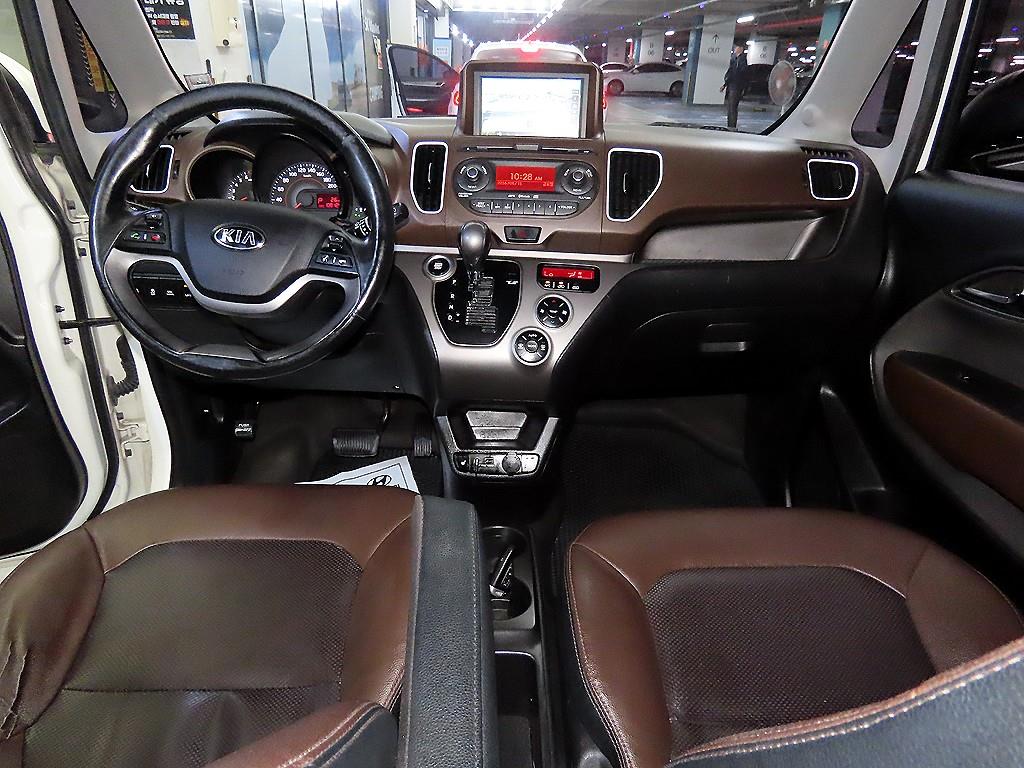 KIA Ray - Vista 10