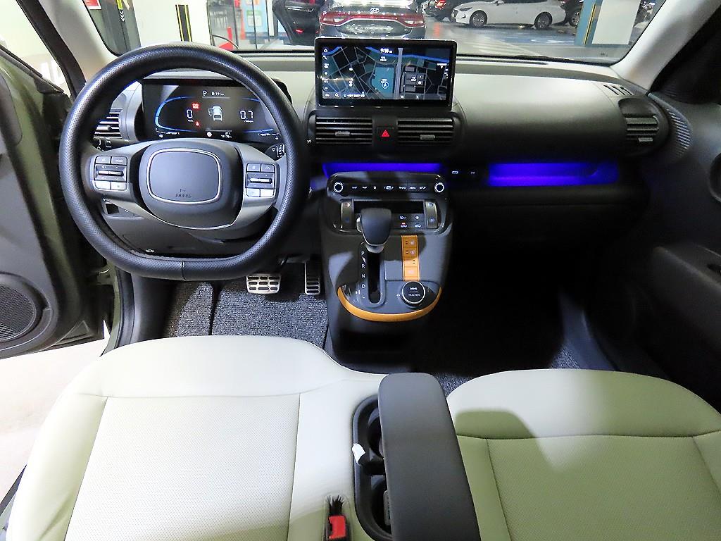 HYUNDAI Casper - Vista 10