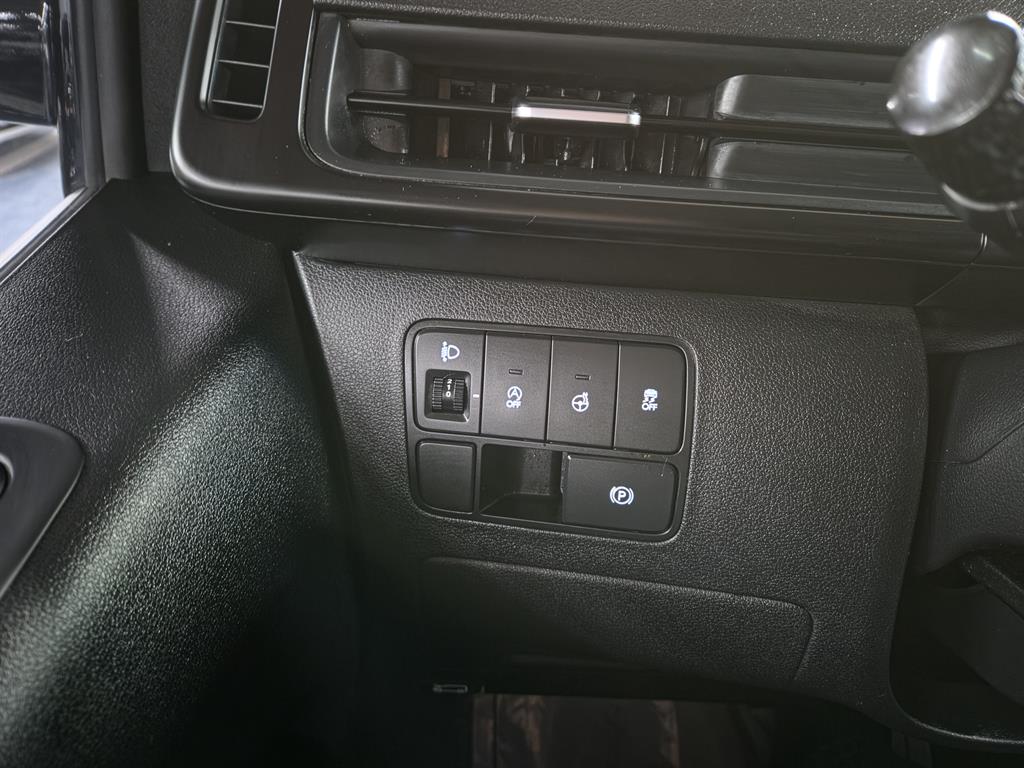 HYUNDAI Staria - Vista 11