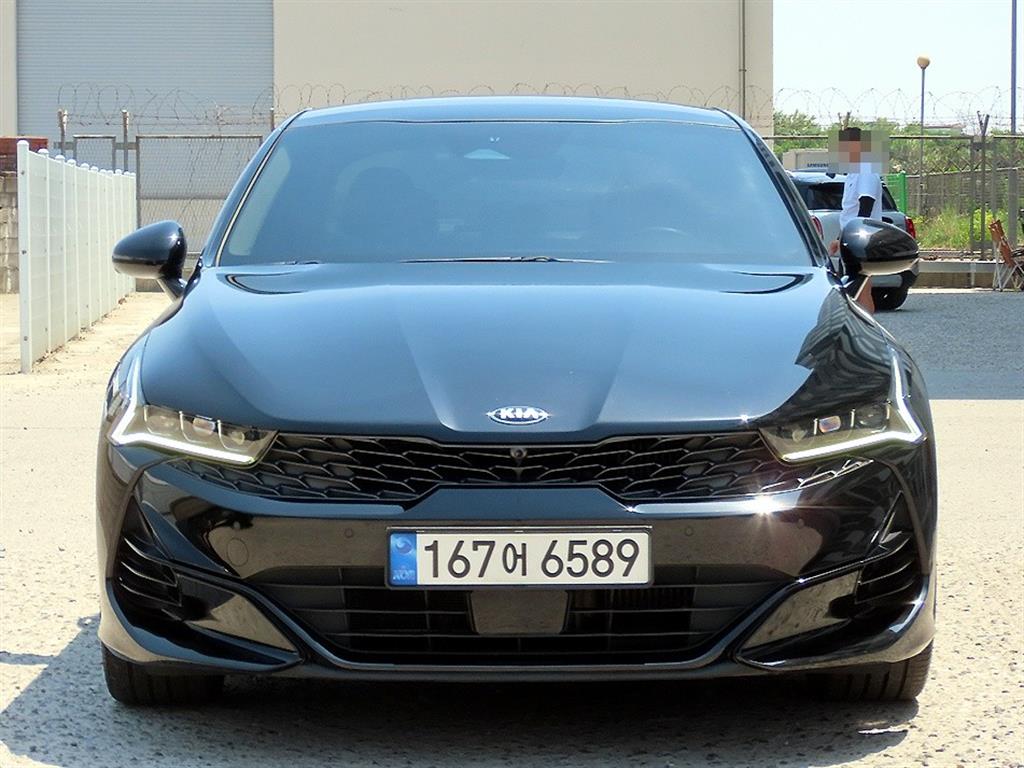 KIA K5 2021 Negro - Importación desde Corea - HF Imports Iquique - Foto 1