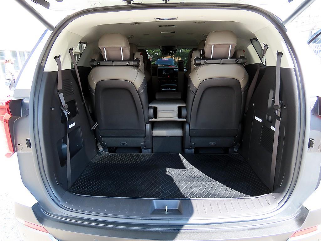 KIA Carnival 2025 Blanco - Importación desde Corea - HF Imports Iquique - Foto 16