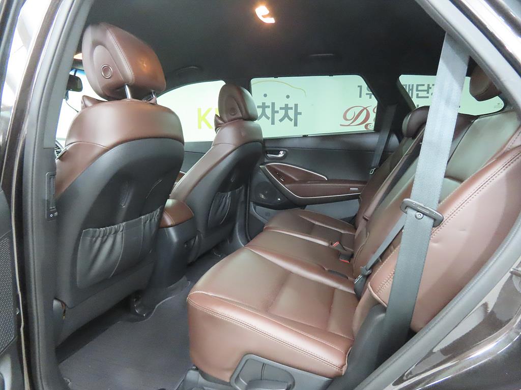 HYUNDAI Maxcruz - Vista 6