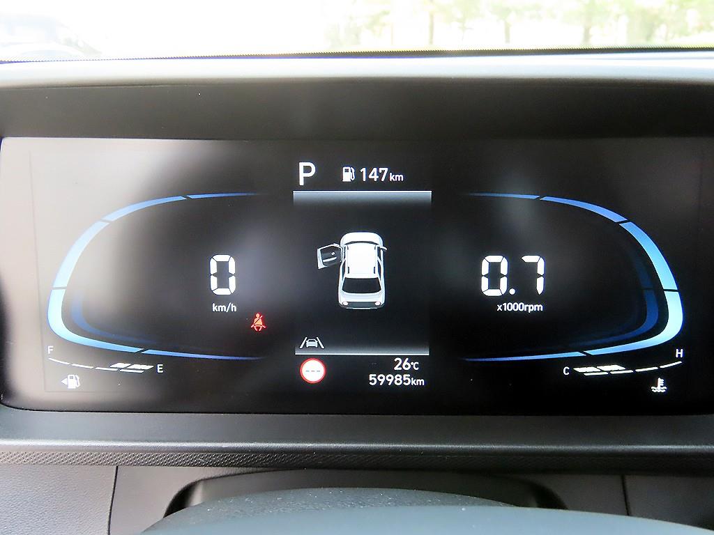 HYUNDAI Casper - Vista 9
