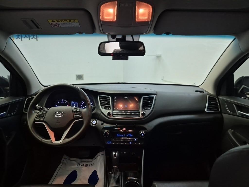 HYUNDAI Tucson - Vista 7