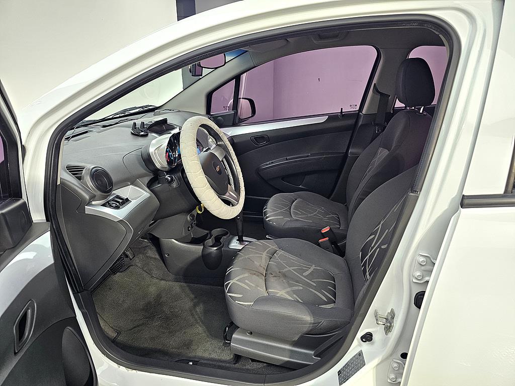 Chevrolet Spark - Vista 8