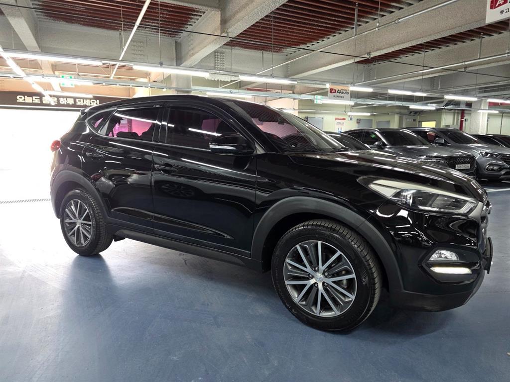 HYUNDAI Tucson - Vista 2