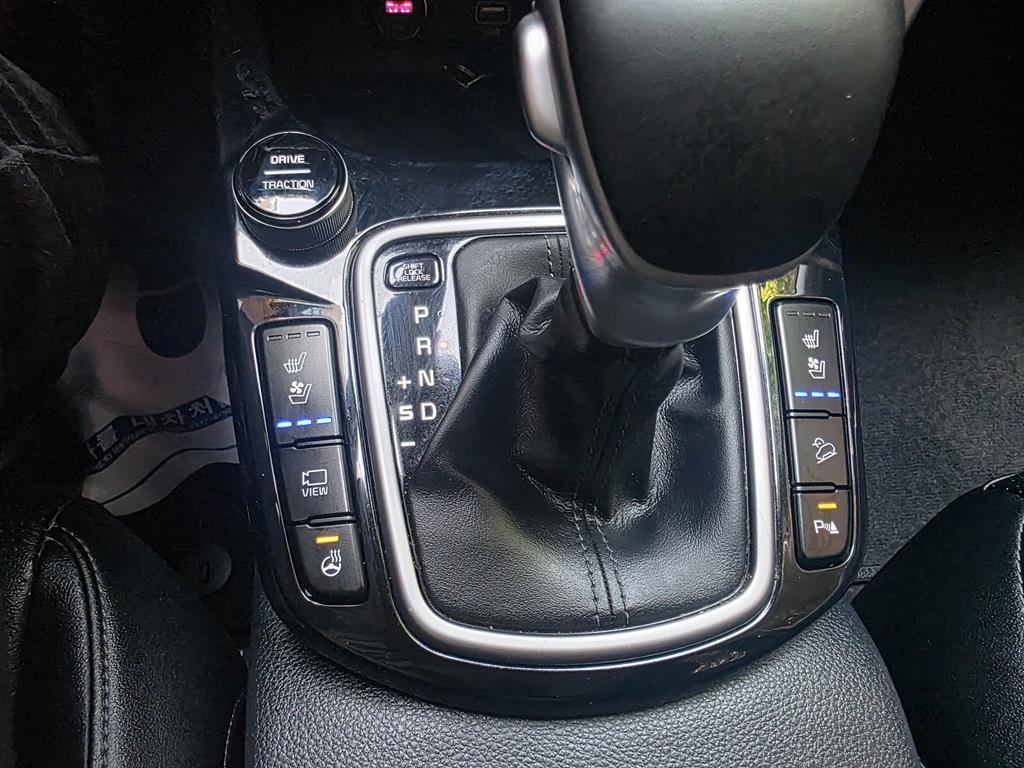 KIA Seltos - Vista 12
