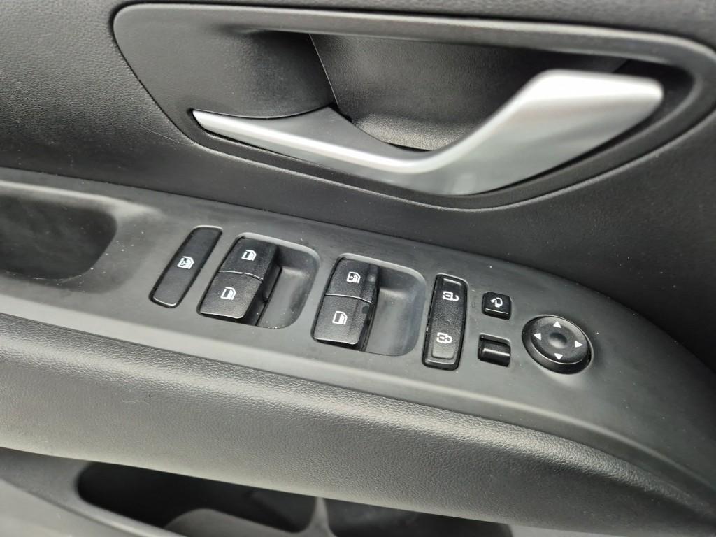 HYUNDAI Tucson - Vista 10