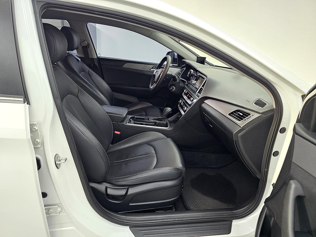 HYUNDAI Sonata - Vista 11