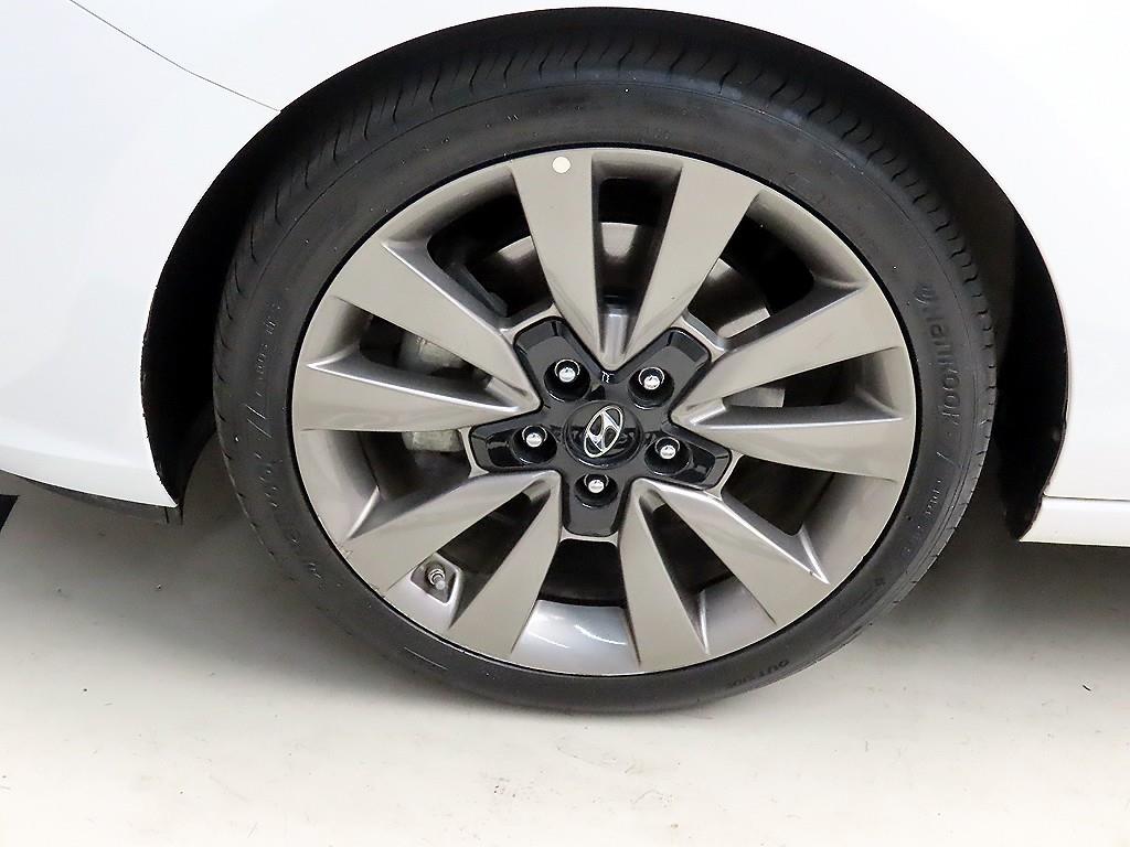 HYUNDAI i30 2017 Blanco - Importación desde Corea - HF Imports Iquique - Foto 19