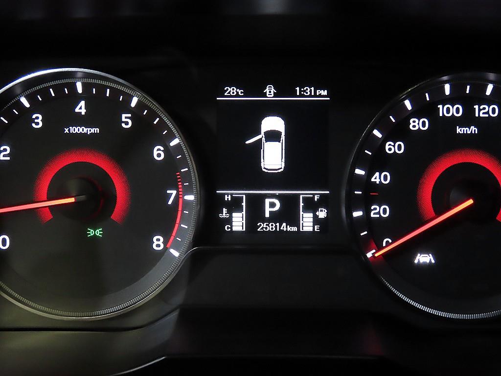 Ssangyong Tivoli - Vista 9