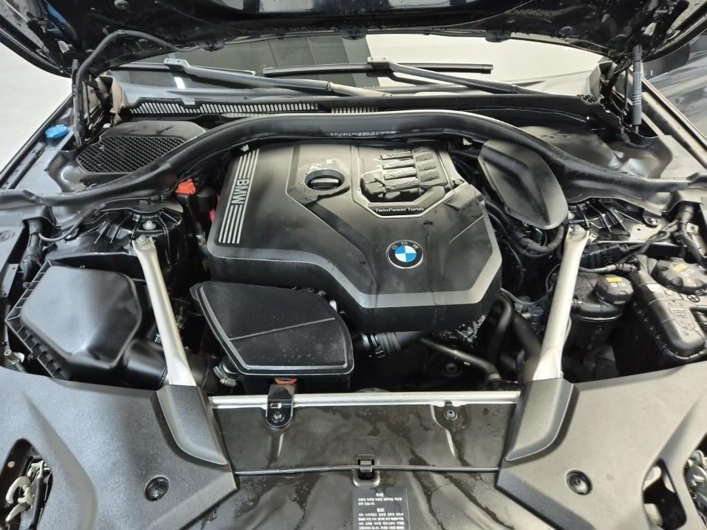 BMW 5 Series 2020 Negro - Importación desde Corea - HF Imports Iquique - Foto 18