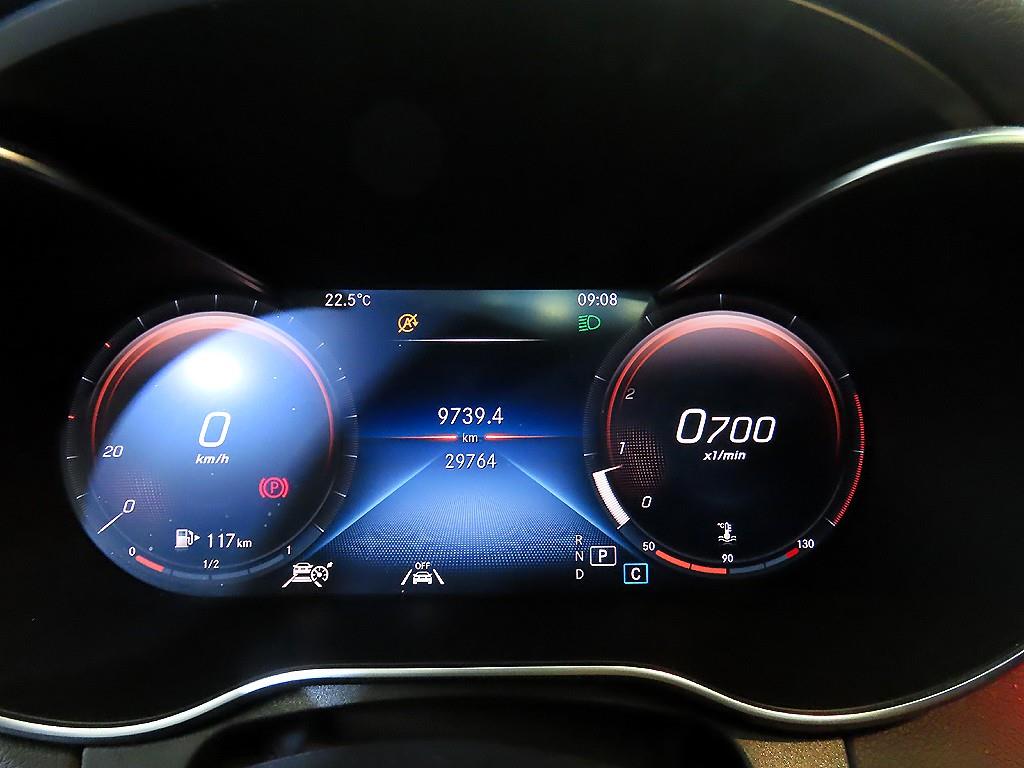Mercedes Benz C Class - Vista 9