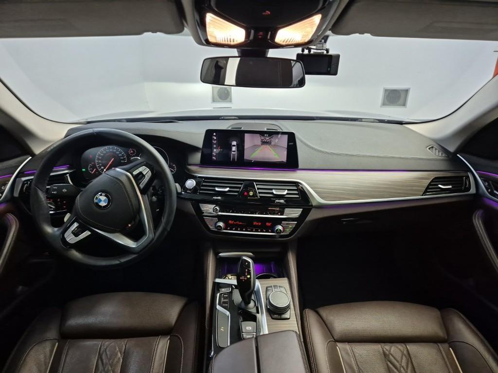 BMW 5 Series - Vista 7