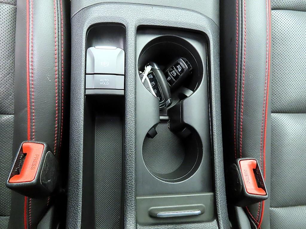 HYUNDAI i30 - Vista 12