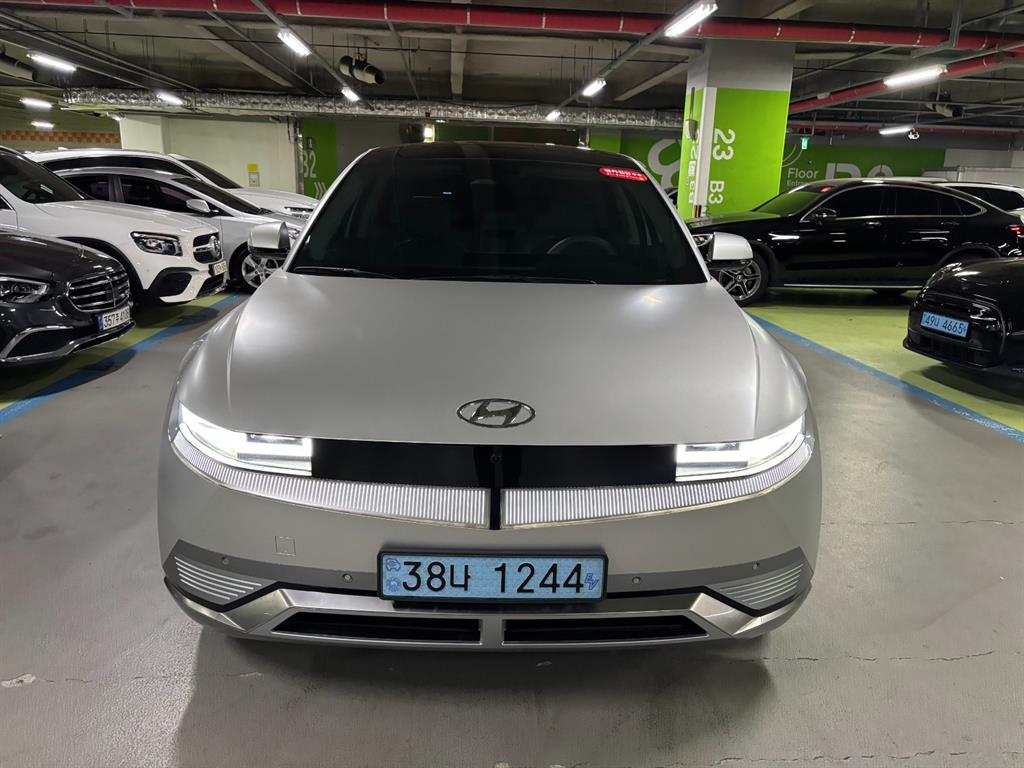 HYUNDAI Ioniq 5 - Vista 2